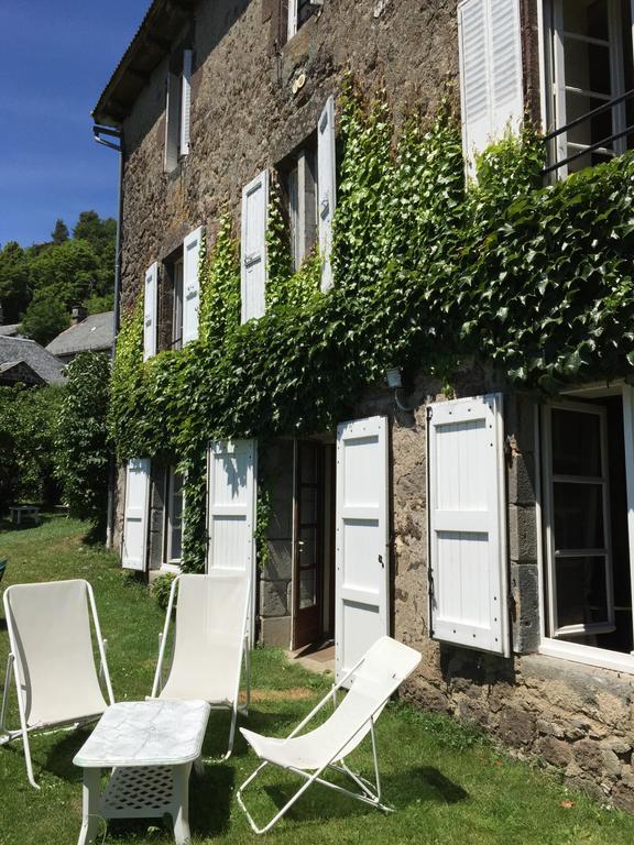 Auberge Hotel De Tournemire - Cantal Exterior photo